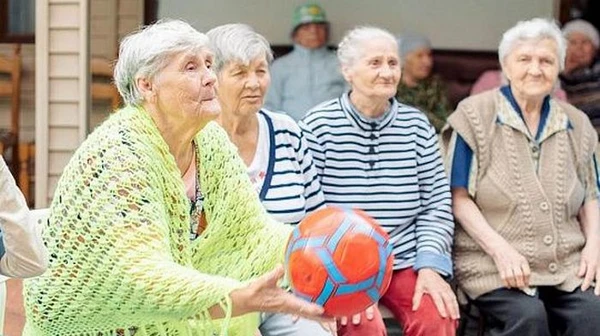 چگونه بهترین خانه سالمندان را برای یک عزیز انتخاب کنیم